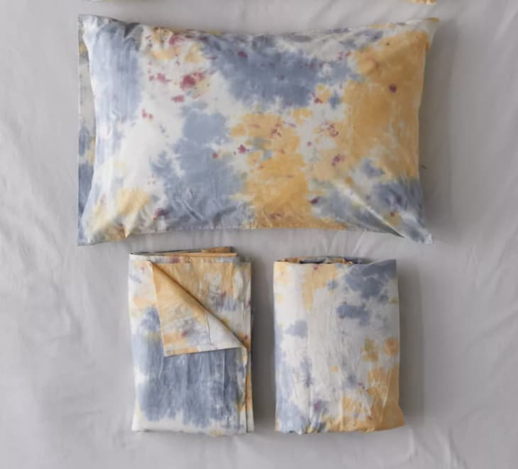 Best Colorful Bedding in The Bedding Shop by Urban Outfitters